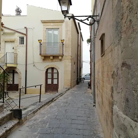 Casa Angelica * Syracuse